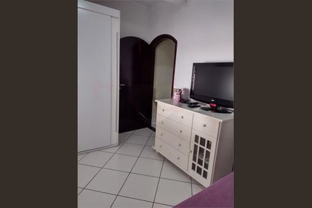 Casa à venda com 3 quartos, 180m² em Itaquera, São Paulo