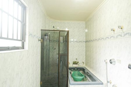 Casa à venda com 190m², 3 quartos e 2 vagasBanheiro da Suíte
