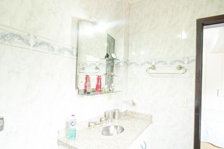 Casa à venda com 190m², 3 quartos e 2 vagasBanheiro da Suíte