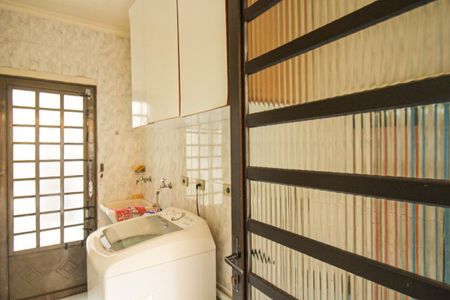 Casa à venda com 190m², 3 quartos e 2 vagasÁrea de Serviço
