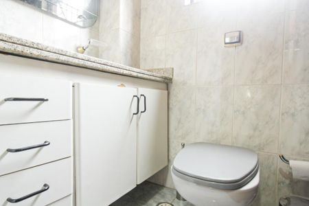 Casa à venda com 190m², 3 quartos e 2 vagasBanheiro