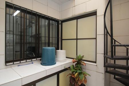 Casa à venda com 190m², 3 quartos e 2 vagasÁrea de Serviço