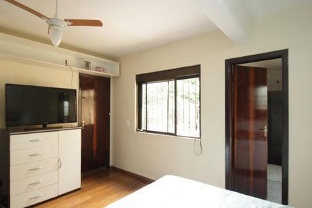 Casa à venda com 190m², 3 quartos e 2 vagasQuarto Suíte