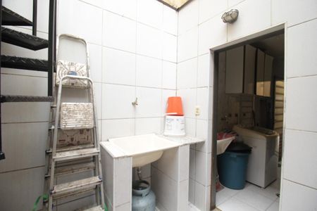 Casa à venda com 190m², 3 quartos e 2 vagasÁrea de Serviço