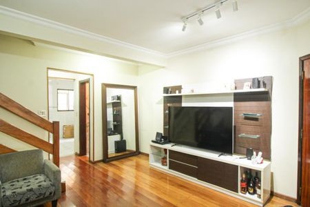 Sala de casa à venda com 3 quartos, 190m² em Vila Siqueira (zona Norte), São Paulo