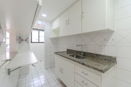 Apartamento à venda com 80m², 3 quartos e 2 vagasCozinha e Área de Serviço