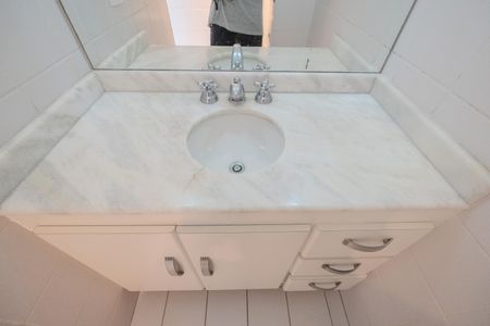 Apartamento à venda com 80m², 3 quartos e 2 vagasBanheiro