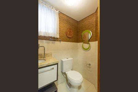 Casa de condomínio para alugar com 140m², 3 quartos e 2 vagasLavabo