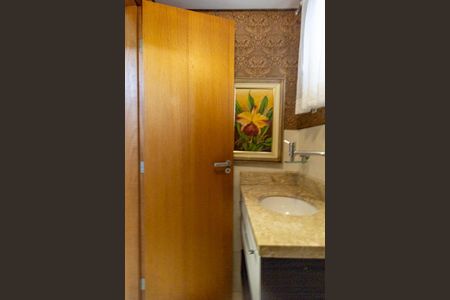 Casa de condomínio para alugar com 140m², 3 quartos e 2 vagasLavabo