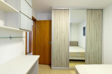 Casa de condomínio para alugar com 140m², 3 quartos e 2 vagasQuarto 1