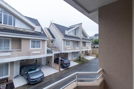 Casa de condomínio para alugar com 140m², 3 quartos e 2 vagasVaranda do Quarto 3 Suite