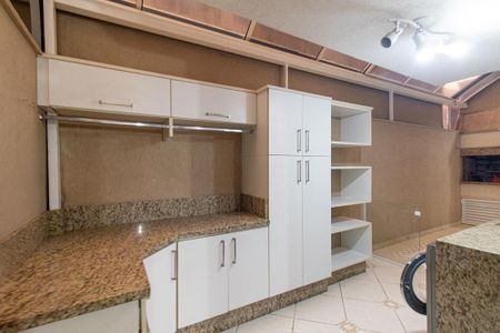 Casa de condomínio para alugar com 140m², 3 quartos e 2 vagasÁrea de Serviço