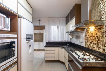 Casa de condomínio para alugar com 140m², 3 quartos e 2 vagasCozinha