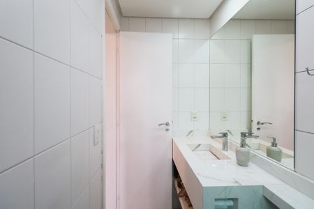Apartamento à venda com 62m², 2 quartos e 1 vagaBanheiro da Suíte