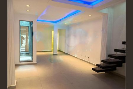 Casa à venda com 3 quartos, 111m² em Chácara Japonesa, São Paulo