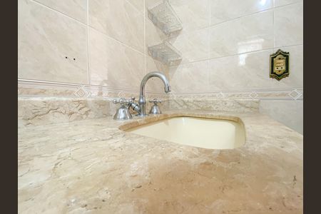 Apartamento à venda com 97m², 3 quartos e 2 vagas Apartamento à venda com 97m², 3 quartos e 2 vagasSuíte