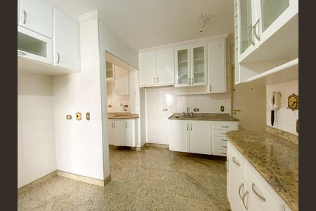 Apartamento à venda com 97m², 3 quartos e 2 vagas Apartamento à venda com 97m², 3 quartos e 2 vagasCozinha