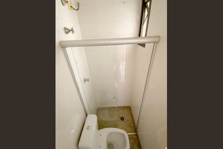 Apartamento à venda com 97m², 3 quartos e 2 vagas Apartamento à venda com 97m², 3 quartos e 2 vagasBanheiro de serviço