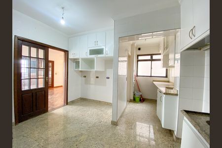 Apartamento à venda com 97m², 3 quartos e 2 vagas Apartamento à venda com 97m², 3 quartos e 2 vagasCozinha
