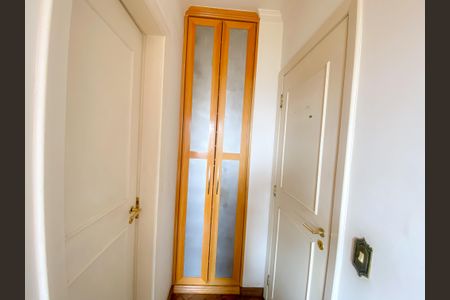 Apartamento à venda com 97m², 3 quartos e 2 vagas Apartamento à venda com 97m², 3 quartos e 2 vagasSuíte