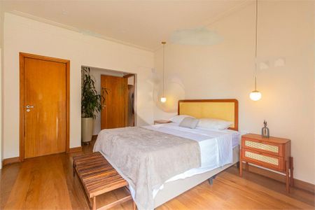 Casa à venda com 269m², 3 quartos e sem vaga