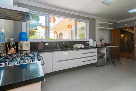 Casa à venda com 269m², 3 quartos e sem vaga