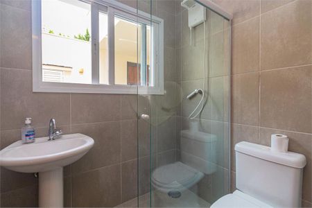 Casa à venda com 269m², 3 quartos e sem vaga