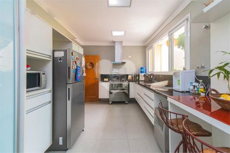 Casa à venda com 269m², 3 quartos e sem vaga