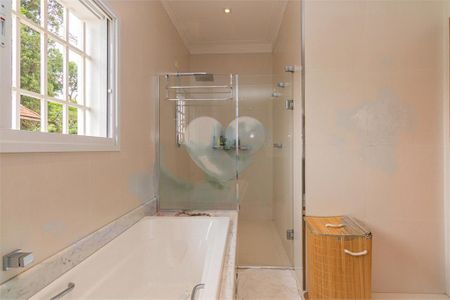 Casa à venda com 269m², 3 quartos e sem vaga
