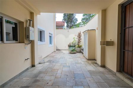 Casa à venda com 269m², 3 quartos e sem vaga