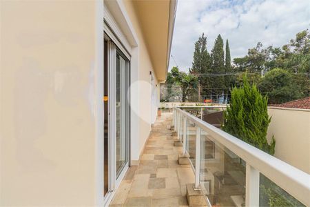 Casa à venda com 269m², 3 quartos e sem vaga