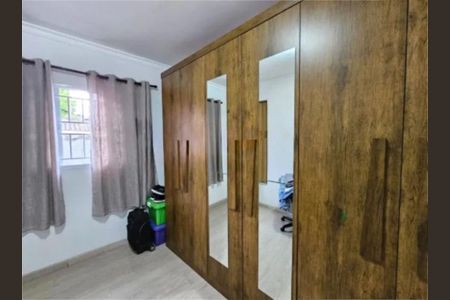 Casa à venda com 242m², 3 quartos e 3 vagas