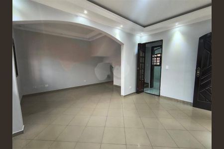 Casa à venda com 3 quartos, 135m² em Jardim D’abril, Osasco