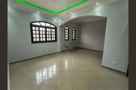 Casa à venda com 3 quartos, 135m² em Jardim D’abril, Osasco