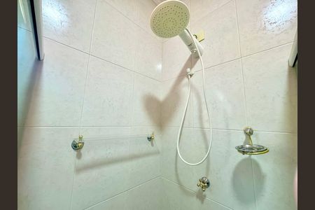 Casa para alugar com 220m², 2 quartos e 2 vagas Casa para alugar com 220m², 2 quartos e 2 vagasBanheiro 1