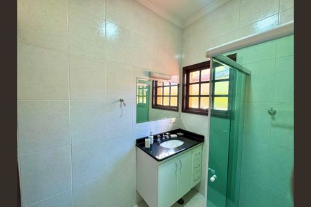 Casa para alugar com 220m², 2 quartos e 2 vagas Casa para alugar com 220m², 2 quartos e 2 vagasBanheiro 1