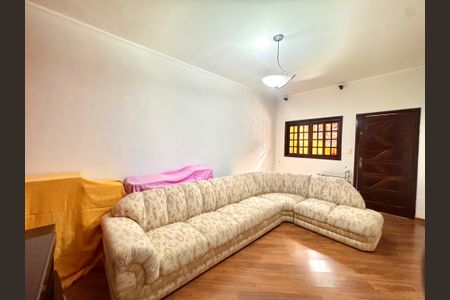 Sala de casa para alugar com 2 quartos, 220m² em Vila Augusta, Guarulhos