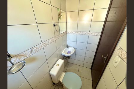 Casa para alugar com 220m², 2 quartos e 2 vagas Casa para alugar com 220m², 2 quartos e 2 vagasBanheiro 3