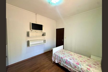 Casa para alugar com 220m², 2 quartos e 2 vagas Casa para alugar com 220m², 2 quartos e 2 vagasQuarto 2
