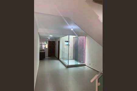 Casa à venda com 3 quartos, 120m² em Jardim Stella, Santo André