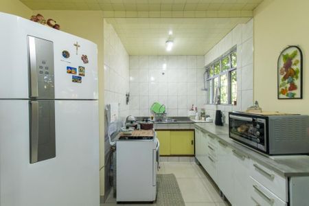 Casa para alugar com 852m², 3 quartos e 1 vaga Casa para alugar com 852m², 3 quartos e 1 vagaCozinha