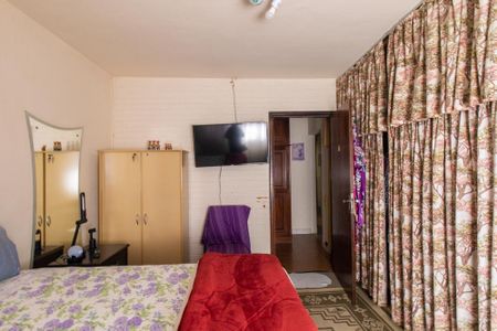 Casa para alugar com 852m², 3 quartos e 1 vaga Casa para alugar com 852m², 3 quartos e 1 vagaQuarto 2