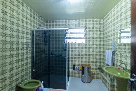 Casa para alugar com 852m², 3 quartos e 1 vaga Casa para alugar com 852m², 3 quartos e 1 vagaBanheiro Social