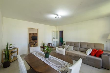 Casa para alugar com 852m², 3 quartos e 1 vaga Casa para alugar com 852m², 3 quartos e 1 vagaSala