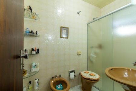Casa para alugar com 852m², 3 quartos e 1 vaga Casa para alugar com 852m², 3 quartos e 1 vagaBanheiro da Suite