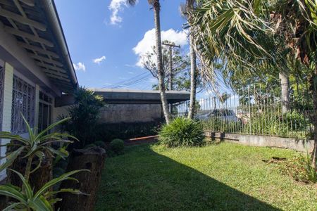 Casa para alugar com 852m², 3 quartos e 1 vaga Casa para alugar com 852m², 3 quartos e 1 vagaJardim