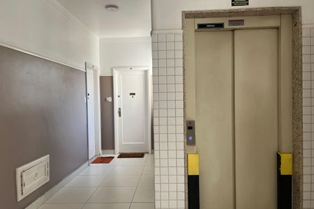 Apartamento para alugar com 70m², 1 quarto e sem vagaÁrea comum