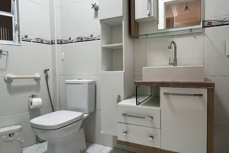 Apartamento para alugar com 70m², 1 quarto e sem vagaBanheiro 