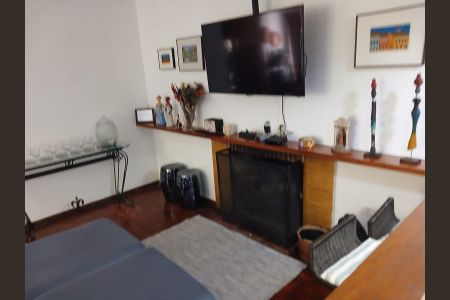 Casa para alugar com 385m², 5 quartos e 3 vagasQuarto