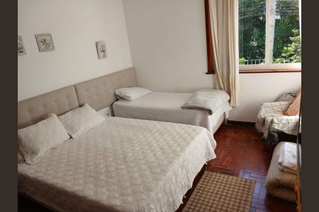 Casa para alugar com 385m², 5 quartos e 3 vagasQuarto